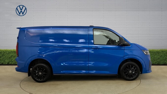 Volkswagen Transporter T32 Swb Diesel 2.0 TDI 150 Commerce Pro S Van [5 Plus] - Image 4